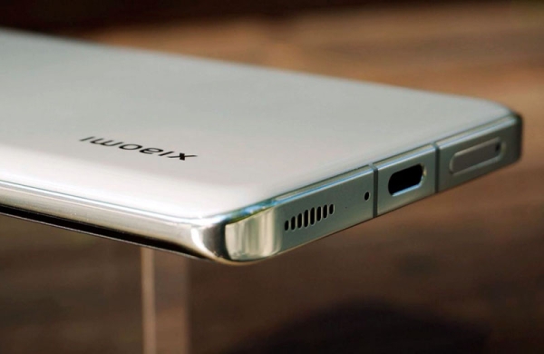 Обзор Xiaomi 13 Pro: лучшего смартфона флагмана за последние несколько лет