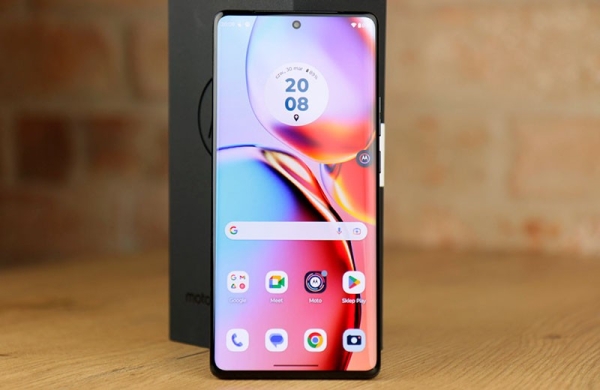 Обзор Motorola Edge 40 Pro: лучший смартфон-флагман Moto за последние годы