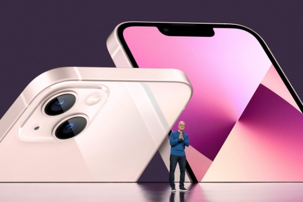 Купуємо відновлений Apple iPhone 13: Де шукати? Чому минулорічний флагман? Що з поломками?
