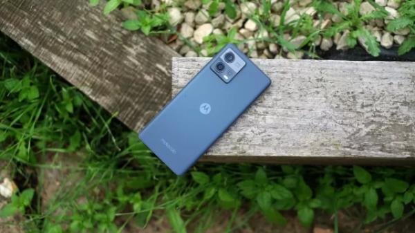 Обзор Motorola Edge 30 Fusion: «почти флагман» с разумными компромиссами