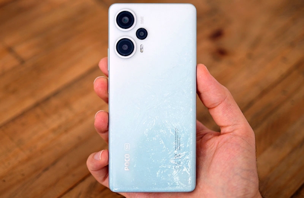 Обзор Xiaomi Poco F5: превосходного смартфона на бумаге и мощного на практике
